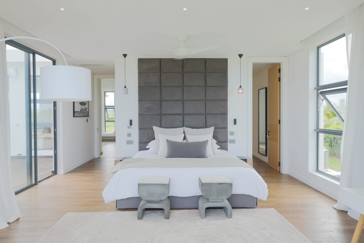 Luxury Golf and Beach Villa Djan gallery image 4