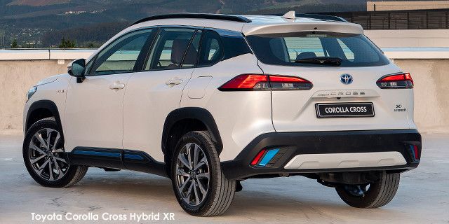 TOYOTA COROLLA CROSS 1.8 GR-S HYBRID - 31 