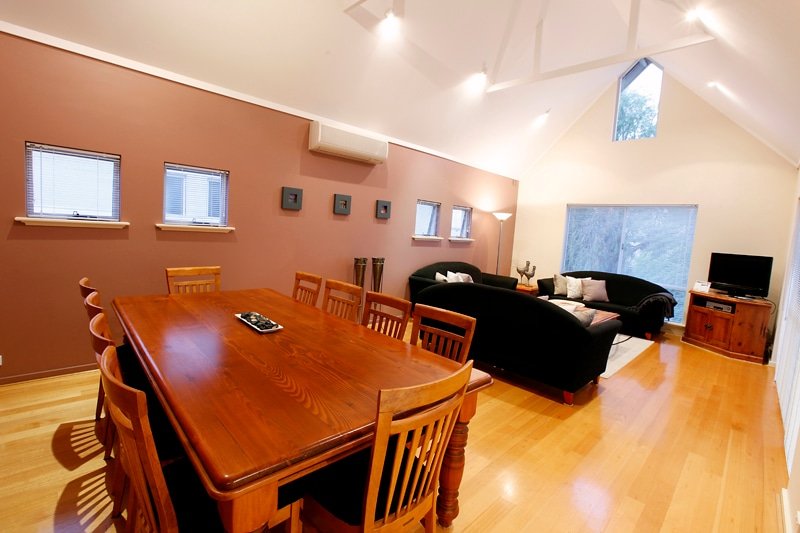 Waterfront Dunsborough House 11 gallery image 5