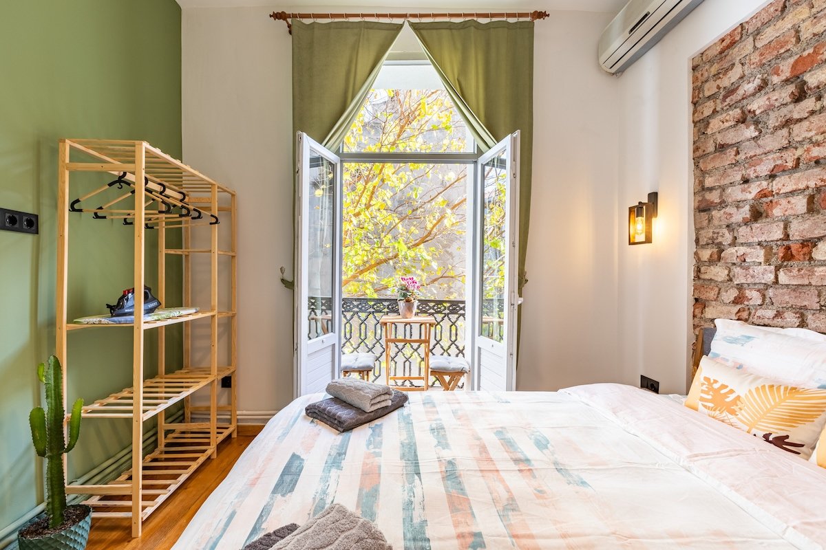 House of Serenity: 3BR, 2BA, Balcony, @Galata gallery image 2