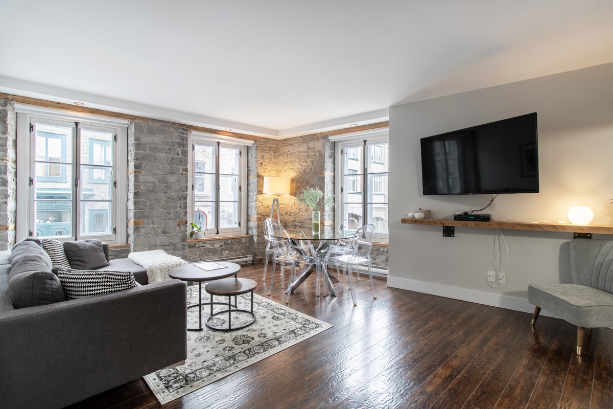 Charming 2BR Heart of Old Québec(Free Parking,AC)