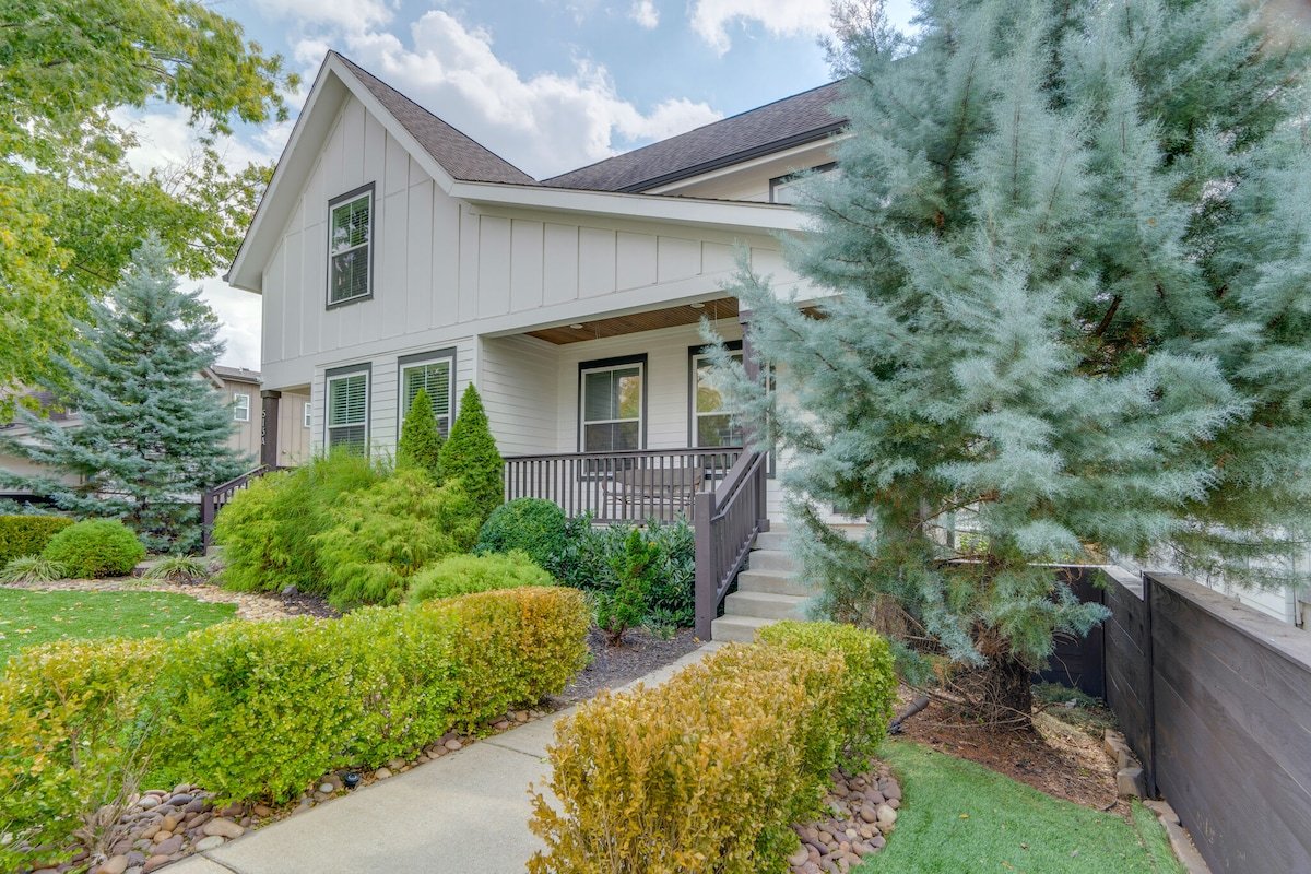 8 Bedrooms 6 Bathrooms -5 mins to downtown gallery image 4