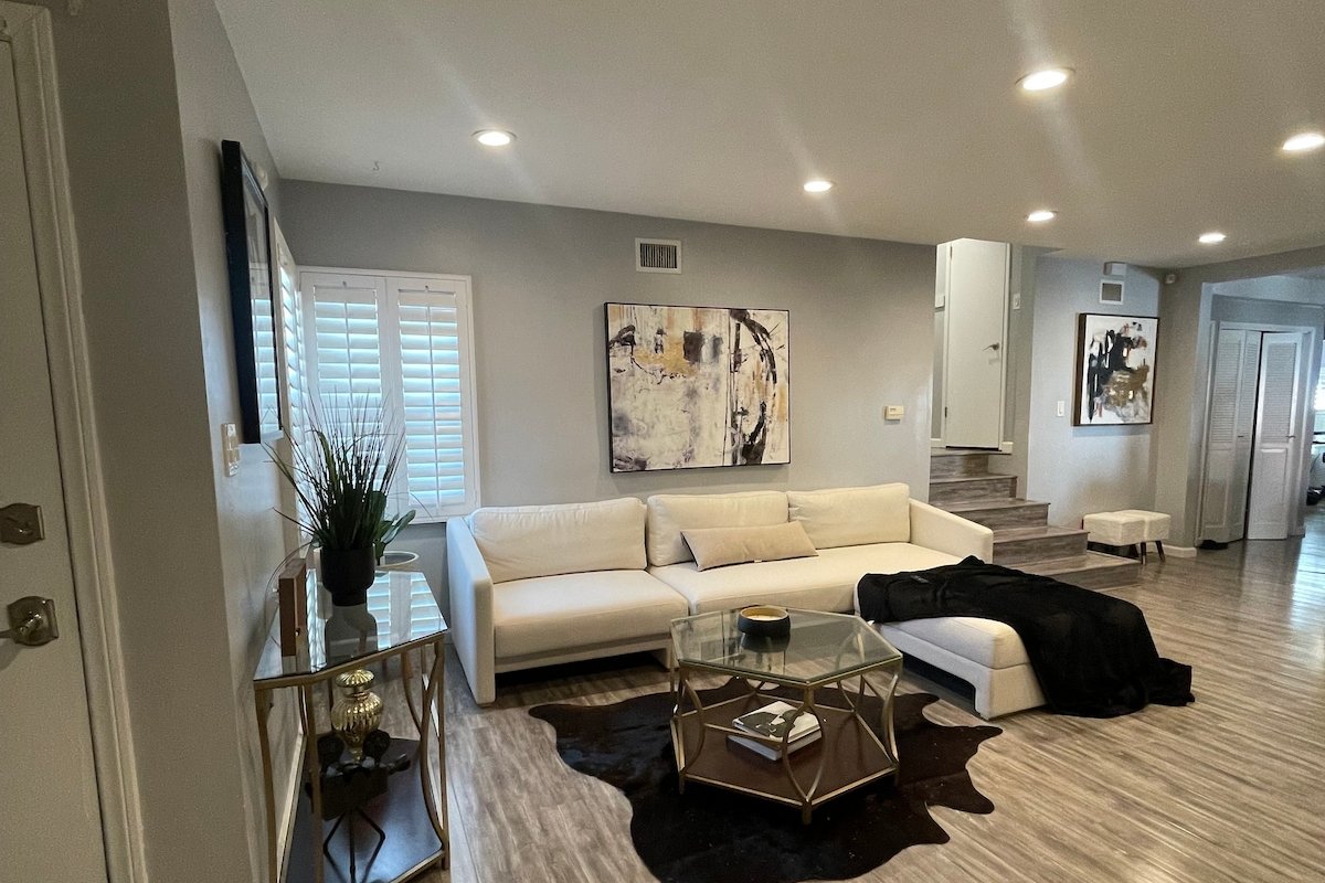 Sofi Château walking distance to SoFi gallery image 5