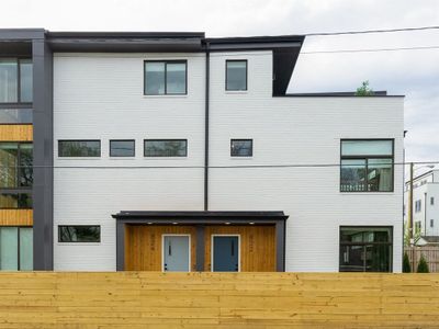 Rooftop Cocktail Bar & Fire Pit-Perfect For Summer