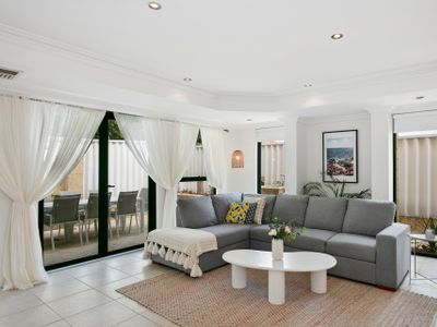 Entire Home Steps to Sorrento Beach