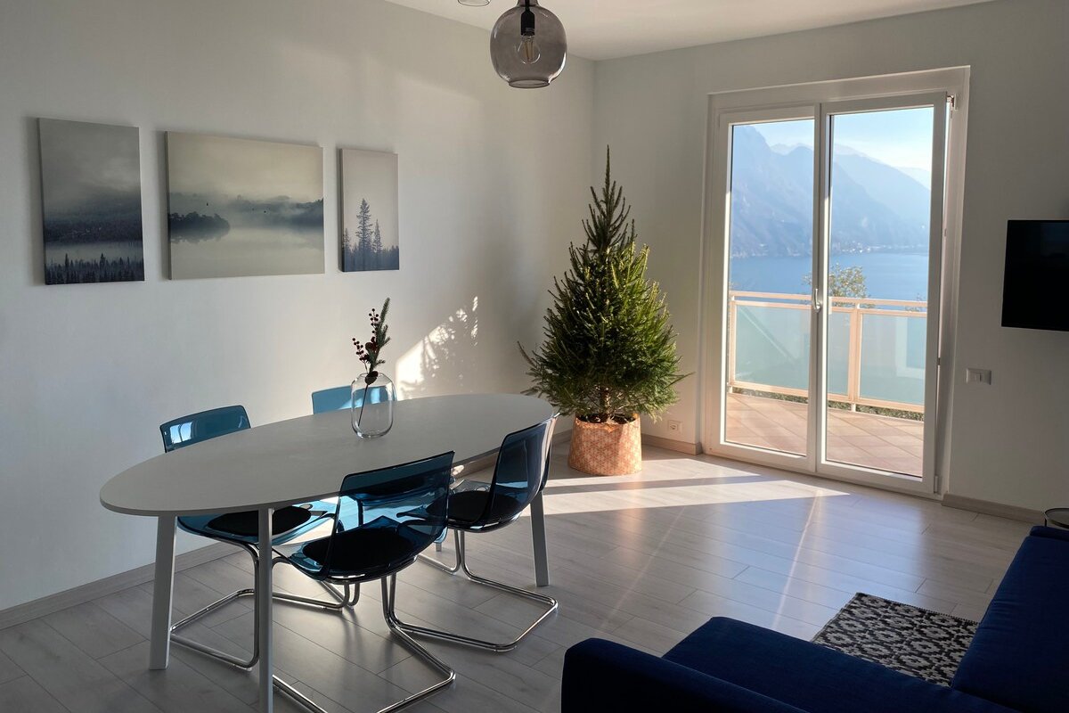 Happy Guest Apartments – Blue Apartment gallery image 3