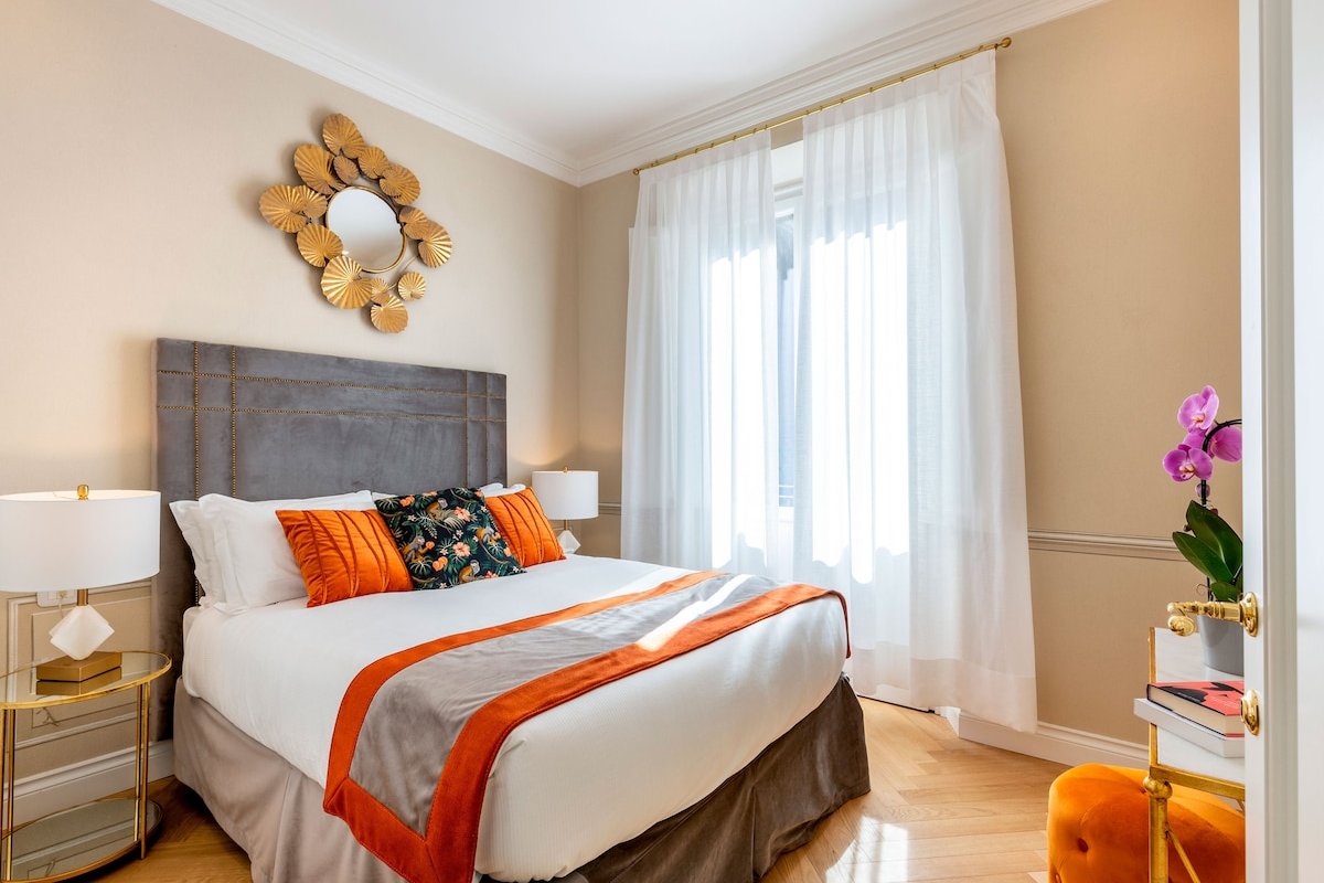 Cozy 3BR Apartment Near Strozzi | Via della Spada gallery image 4