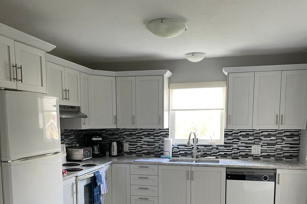 3 bedroom with free parking