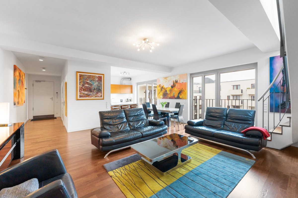 Airbnb Berlin Penthouse + Roof Terrace + Parking!