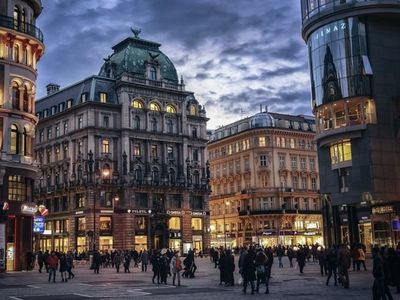 Maria Theresia – City Apartment Downtown Vienna