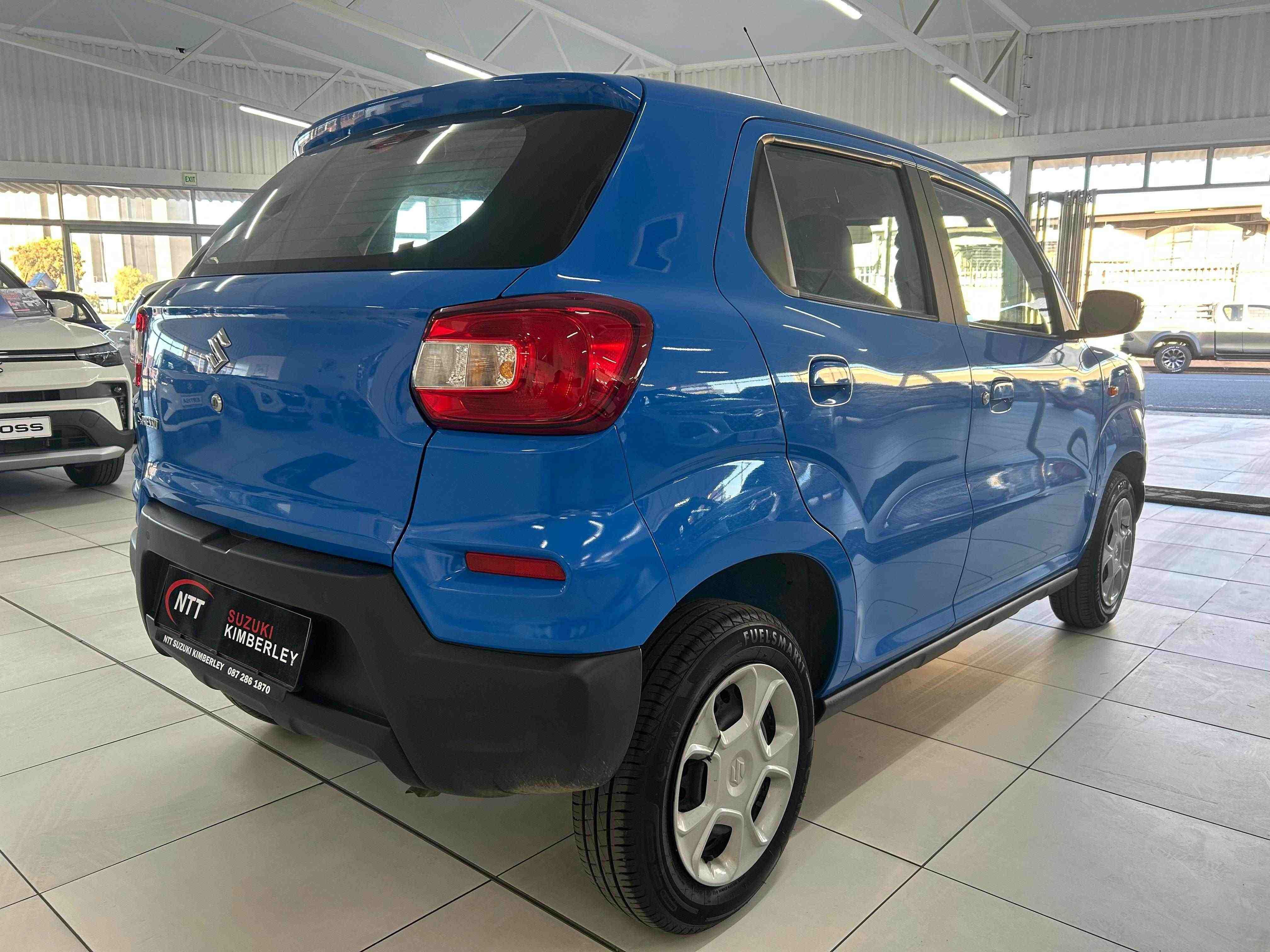 Used car gallery