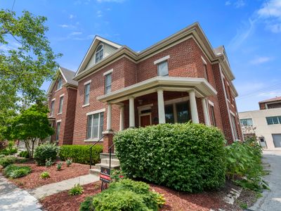 Very Spacious 14 Bed/3.5Bath home-Perfect location