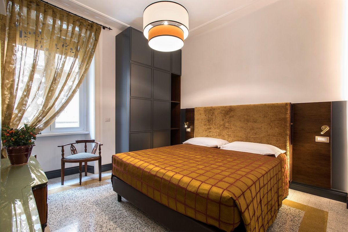 Mr. Romano’s NEW&Vintage flat near Vatican in Rome gallery image 3