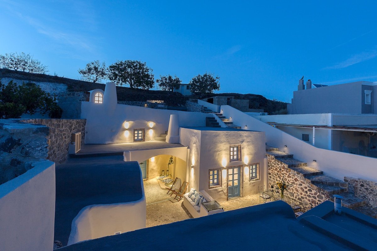 Alluvial Santorini Suites gallery image 2