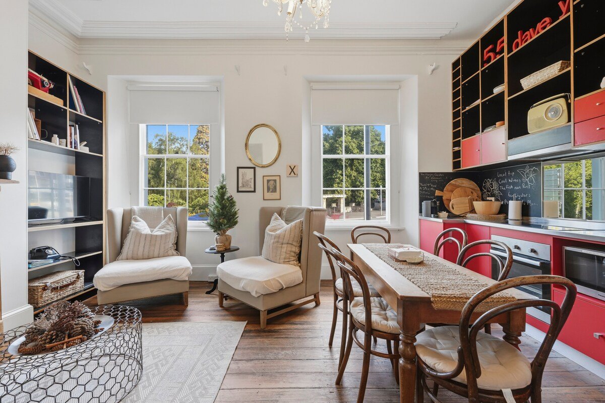 55 DAVEY Townhouse 1 Salamanca on your doorstep gallery image 5