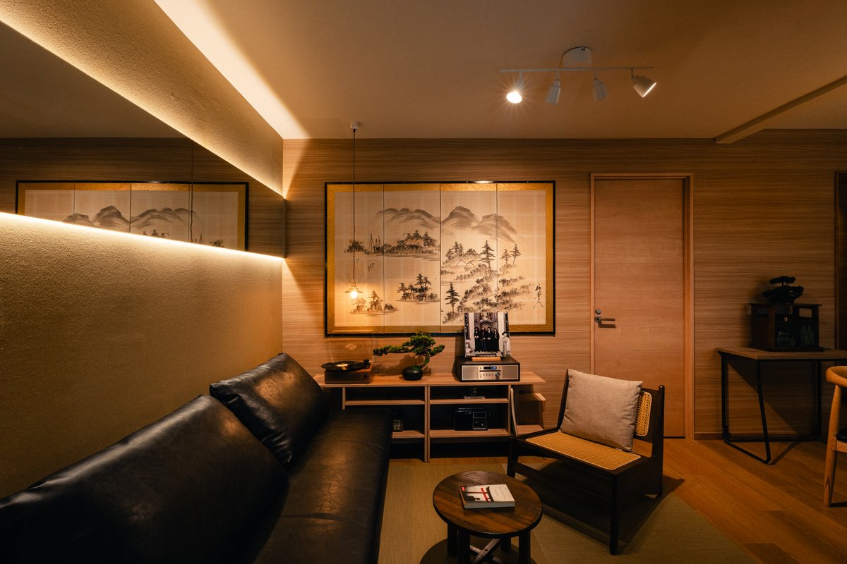 【新宿中心部】最高品質マットレスにこだわり、古屋を伝統的な空間にリノベーションした家、75m2