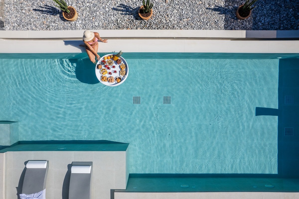 Luxury Villa with Sea Views, Fire Pit & near beach gallery image 4