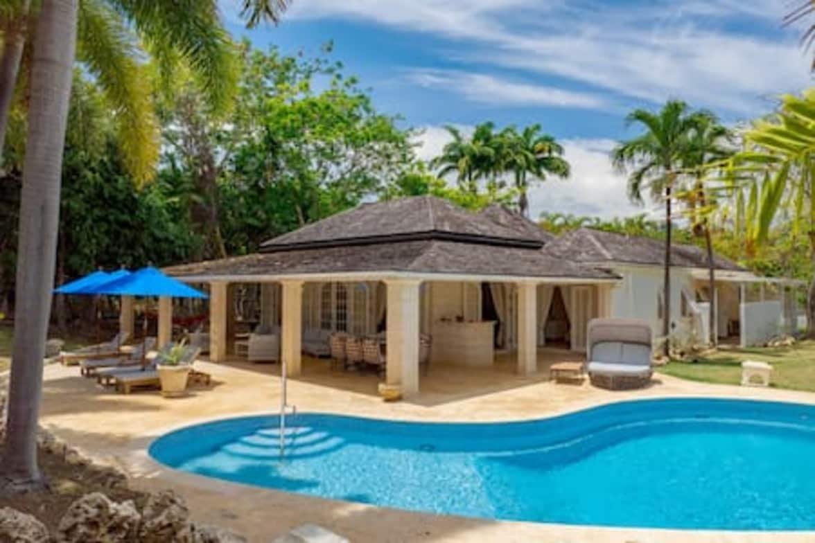 No Worries, 9 Coconut Grove