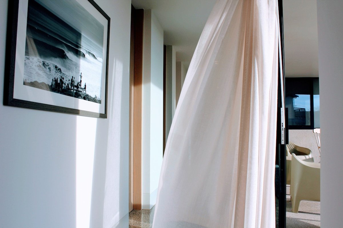 Bay Views & Sunsets gallery image 5