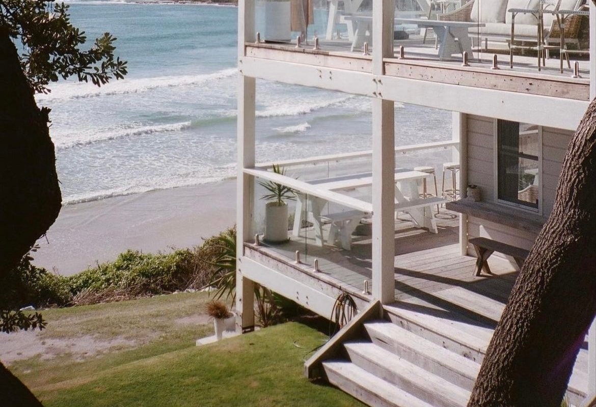 Bay Properties | Beach House Upstairs gallery image 2