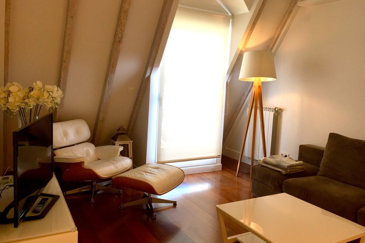 Decor, lujoso apartamento con vistas al rio gallery image 3