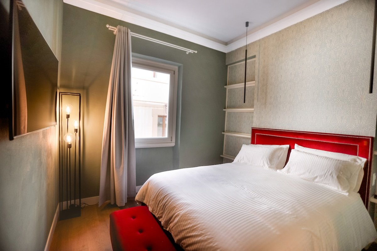 3 bedrooms + 3 bathrooms + 8 people | Bargello Lux gallery image 3