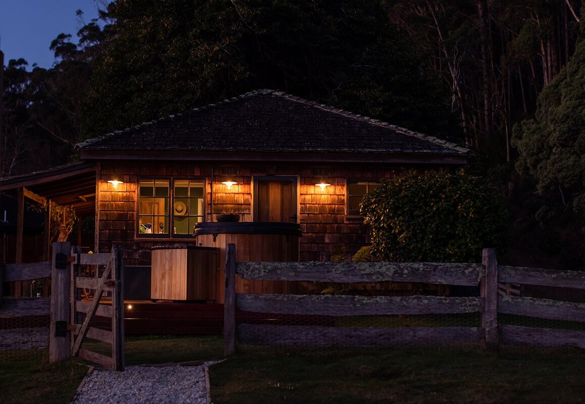 Hand-Built Eco Luxe Cottage | Outdoor Hot Tub gallery image 3