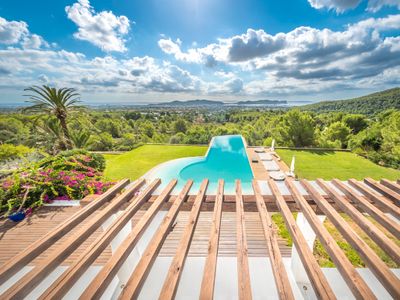 Panoramic Sea Views- Gardens- Infinity Pool