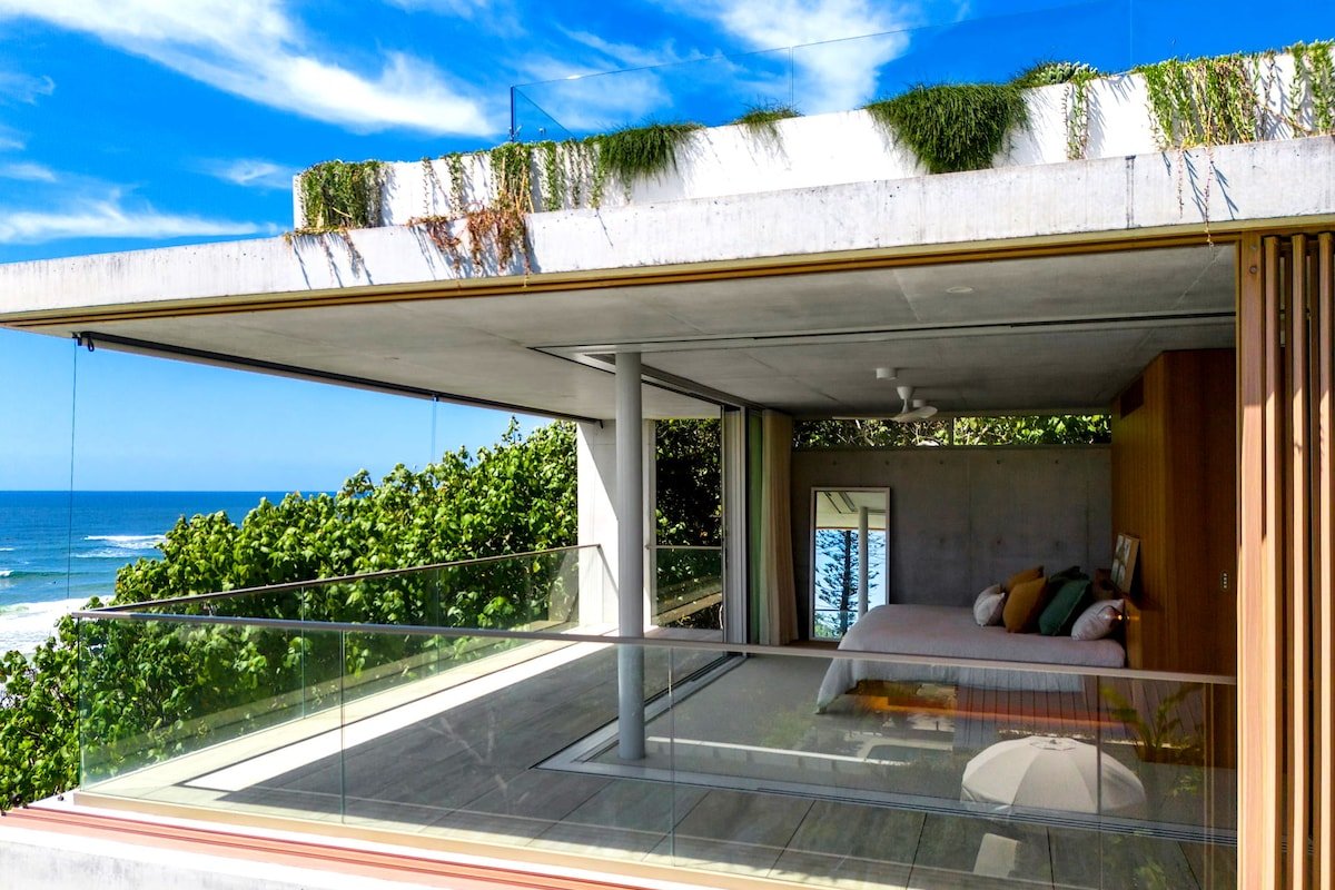 Caba Beach House gallery image 2