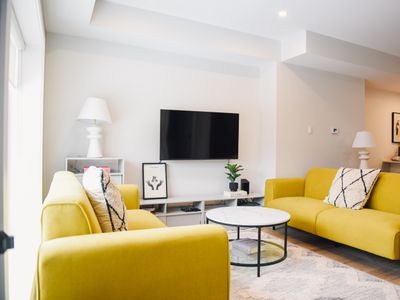 Gorgeous & Unique 5 Bed & 2.5 Bath New Townhouse