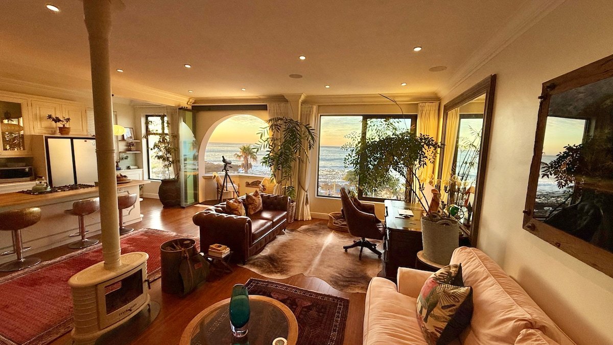 Sea Point – Stunning Sea views, beaches Bantry Bay gallery image 3