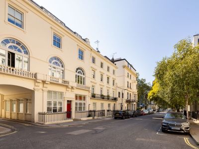 Paddington 7-Bed 13-Guest Massive House w/Patio