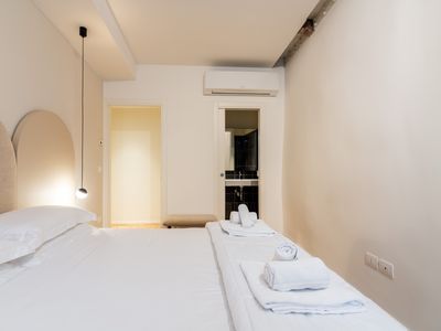 Millecampi, Palazzo Miracoli Apartments