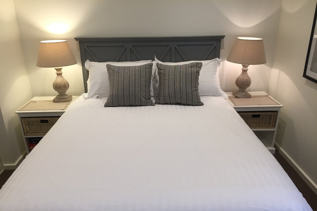 5 Simpson St – Front Beach Townhouse gallery image 4