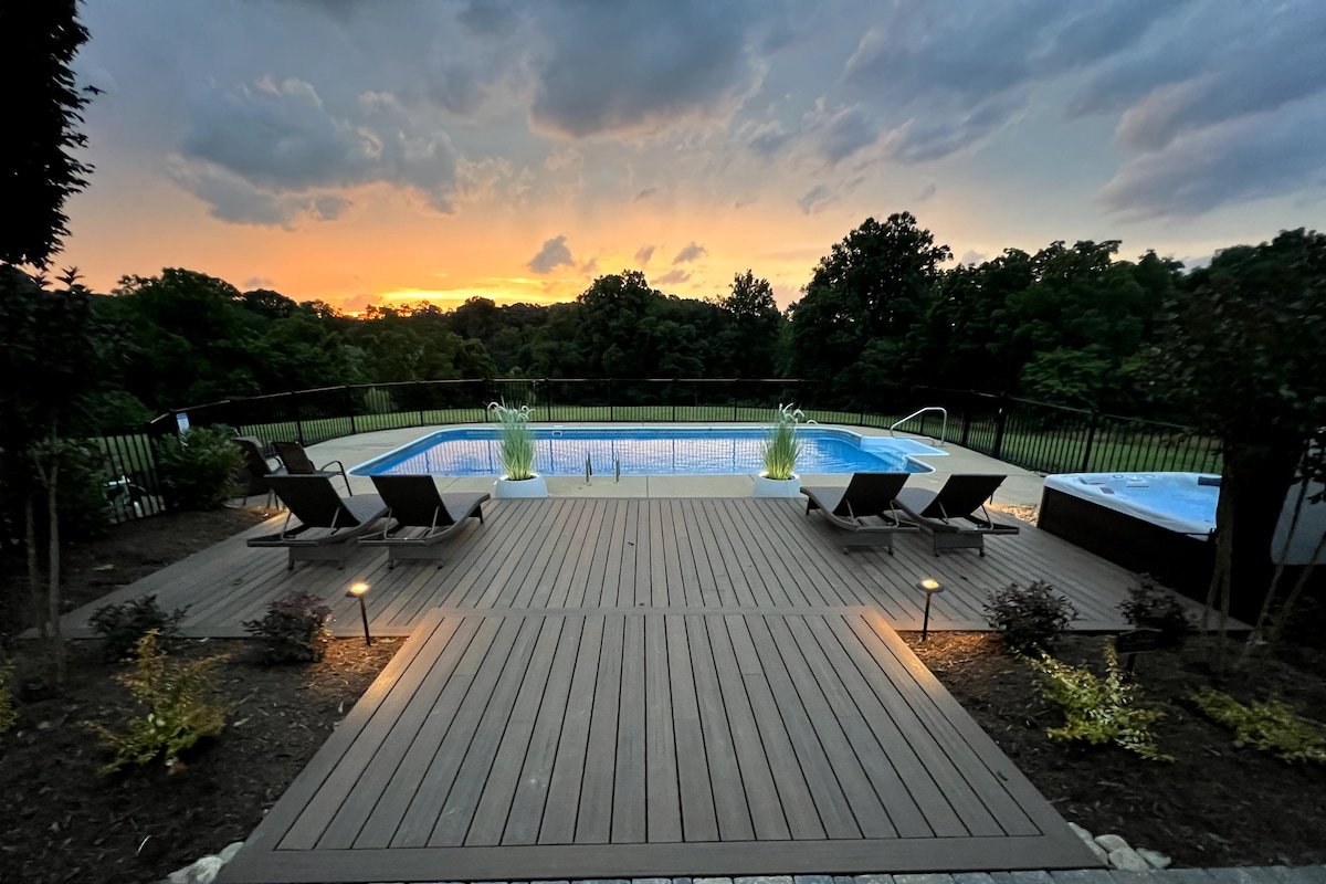 Pool W/ a View Hot Tub, Fire Pit, and More gallery image 3