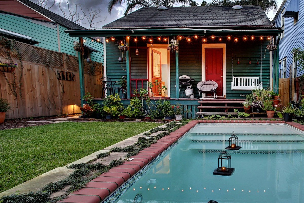 Just steps to both Frenchman St & French Quarter! gallery image 2