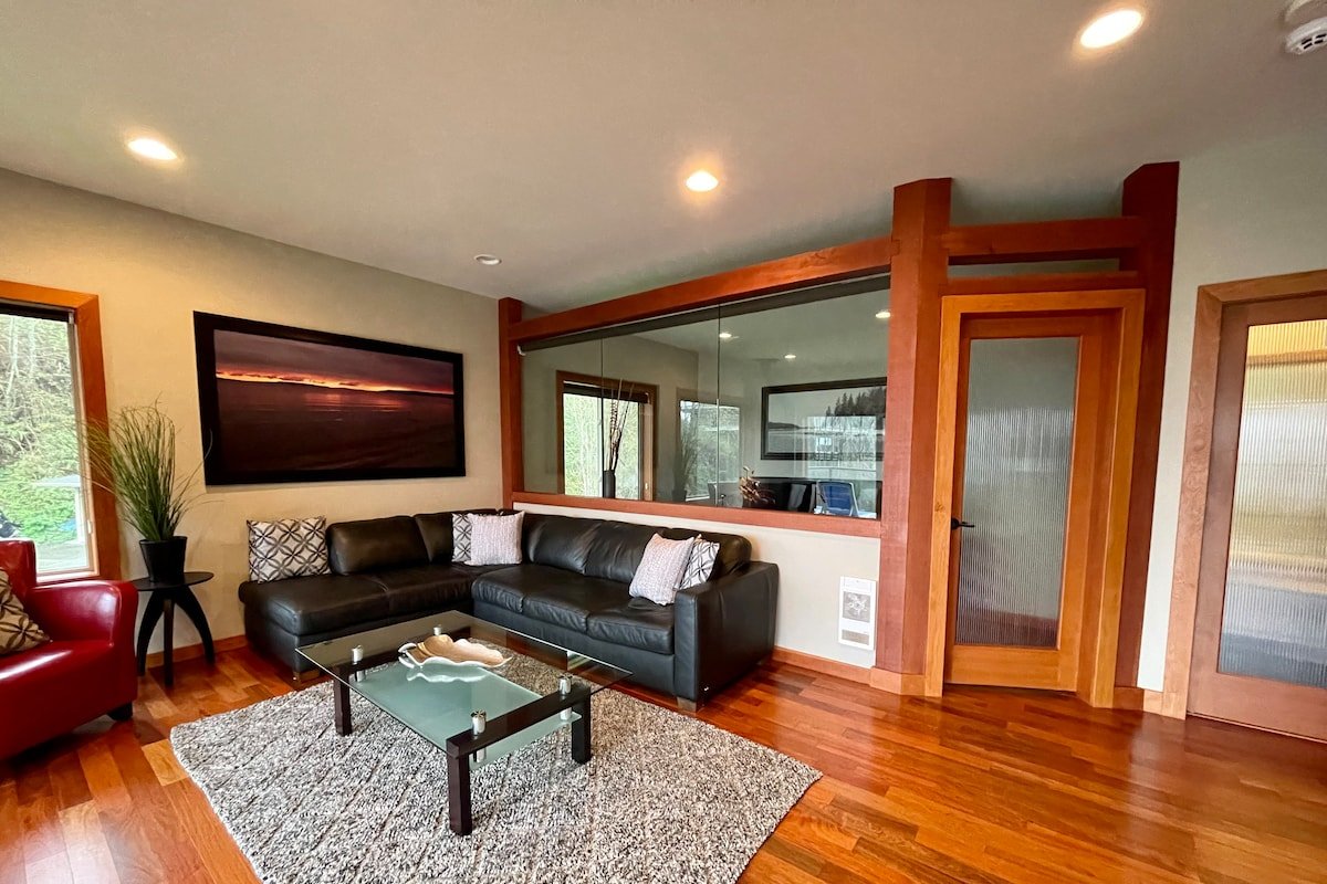 Points West OceanfrontResort 3bed OceanPoint House gallery image 5