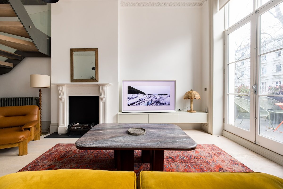 The Tree House 2 bedroom apartment by Hyde Park gallery image 5