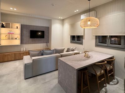 Poema Antiparos / Aria