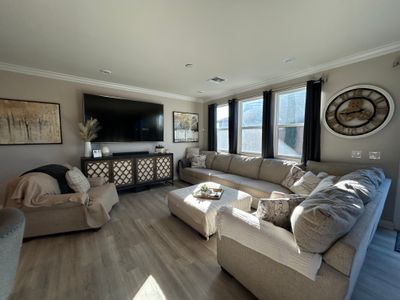 Vegas Home w/Jacuzzi 1 mile from Stadium & Strip!