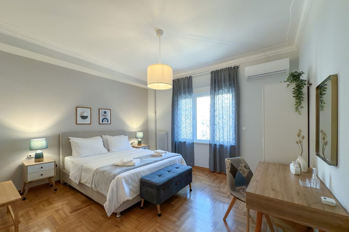 Acropolis view 4 bedroom flat gallery image 5