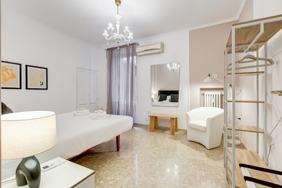 BMGA | Stunning 4 Bdr Apt Castel S. Angelo View gallery image 5