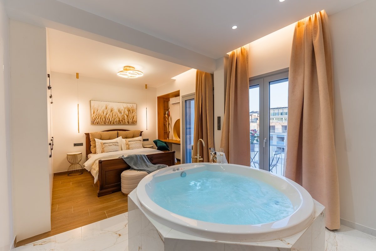 Luxury 4Bdrm Penthouse near Acropolis gallery image 2