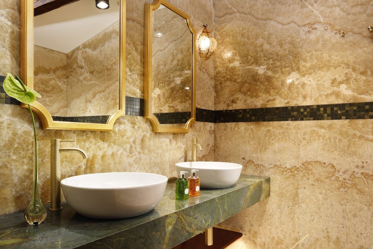 2-Bedroom Theodora gallery image 3