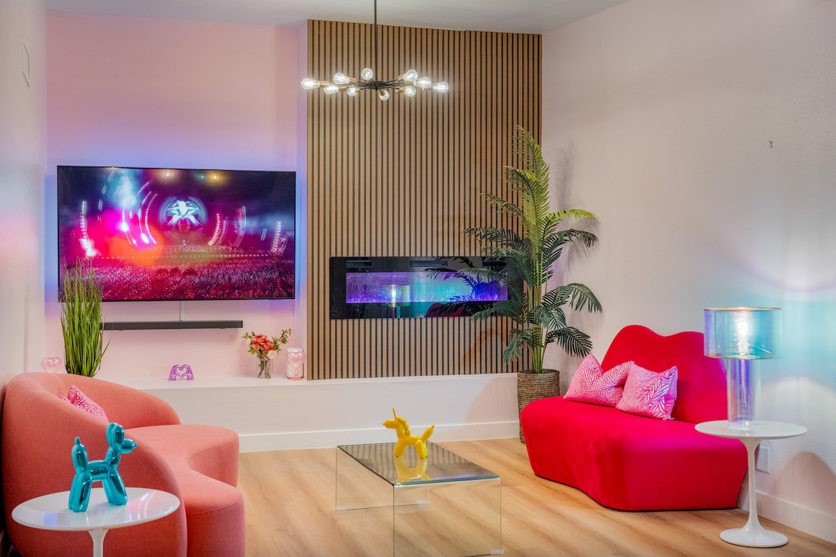 Barbie Inspired Pink Dreamhouse gallery image 2