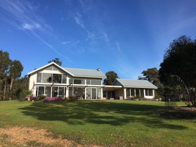 Hundred Acre Woodland Retreat