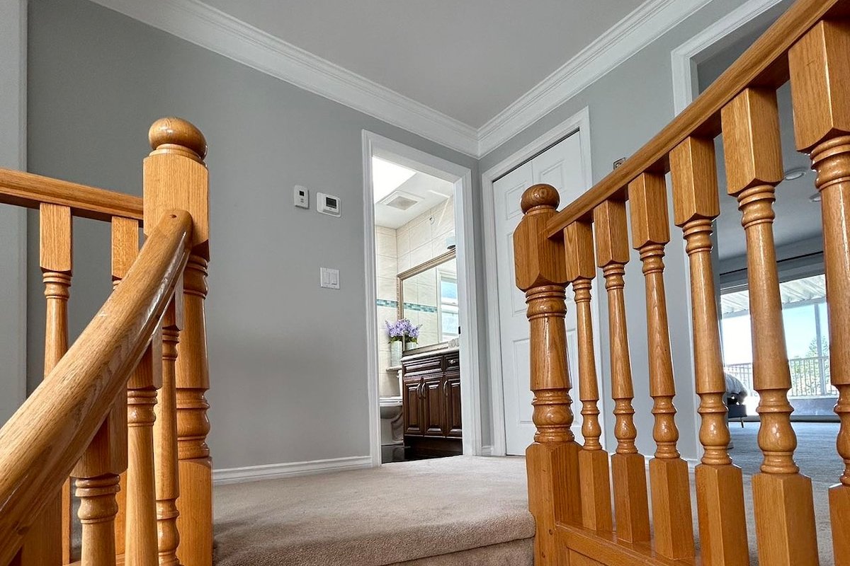 Spacious Vancouver Home gallery image 4