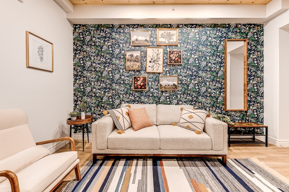 North House Historic Two Bedroom Facing Parliament gallery image 4