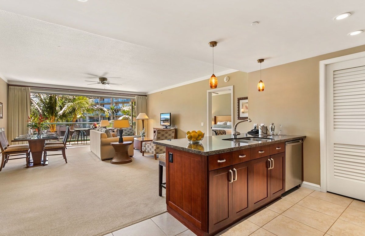 Maui Resort Rentals: Honua Kai Konea 304 gallery image 4