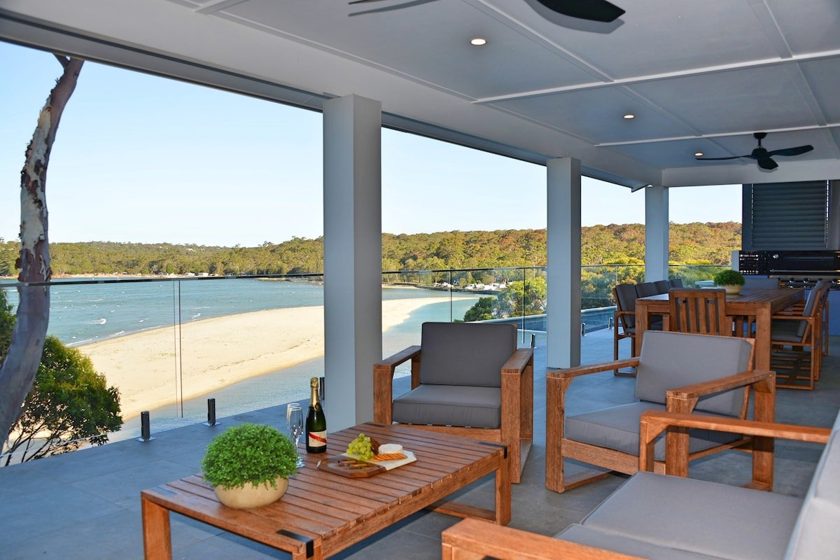 Maianbar Beach Front Bay House gallery image 3